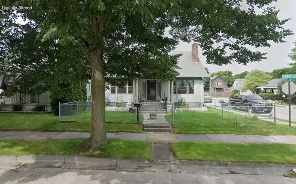 2202 Henry St, Sheboygan, WI 53081