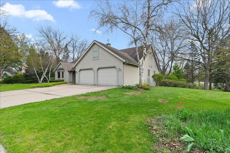 N95W7155 Coventry Ct, Cedarburg, WI 53012 - #3