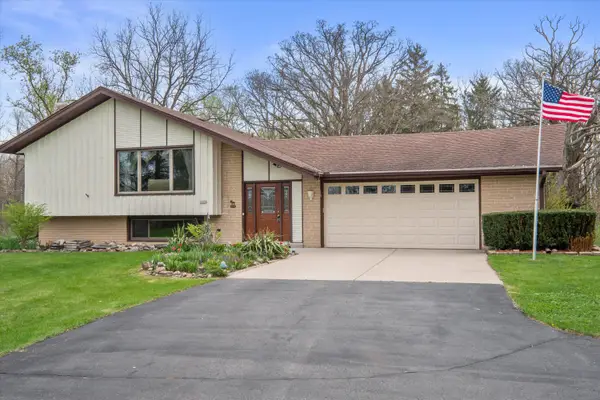 10456 S 92nd St, Franklin, WI 53132