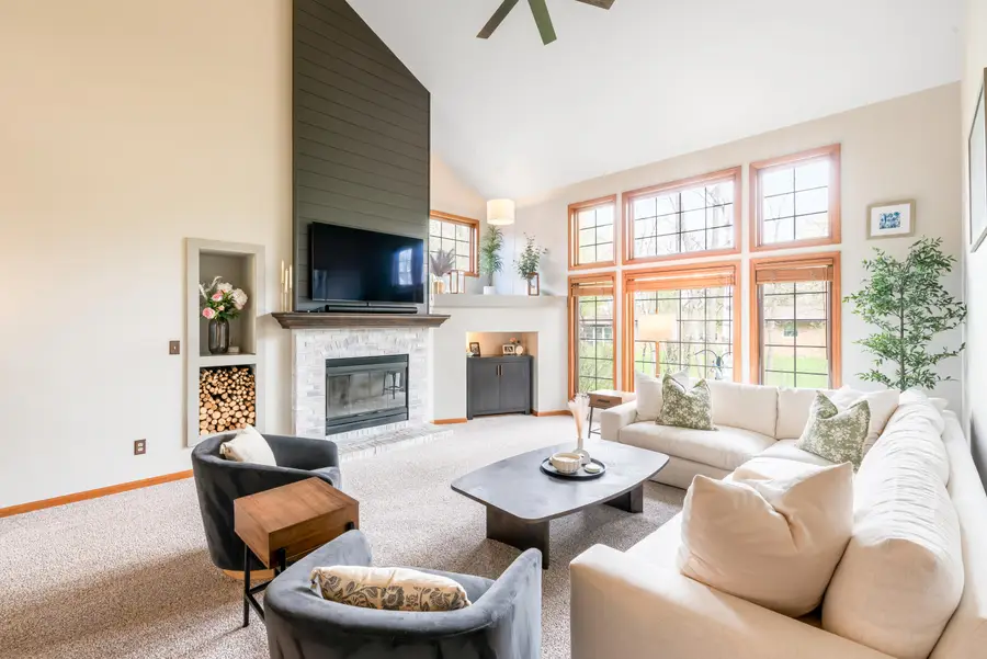 14695 W Meadowshire Dr, New Berlin, WI 53151 - #3
