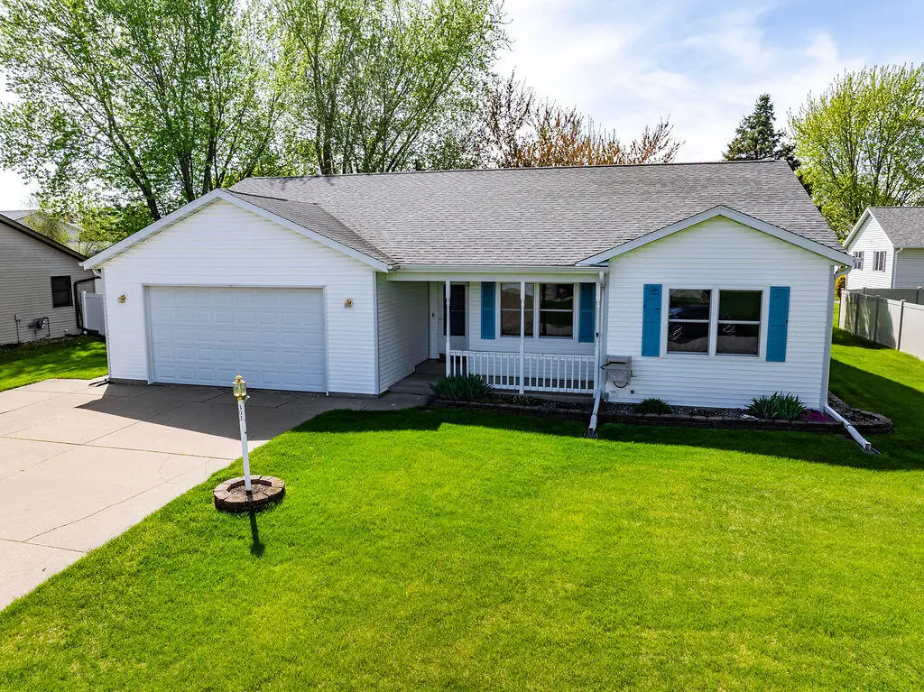 303 Andrew St, Bangor, WI 54614 - #1