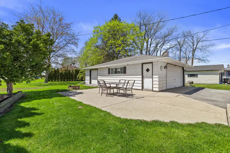 2849 Arrowhead St, Caledonia, WI 53402 - #2