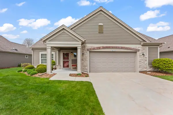 W179N11507 Blackstone Cir, Germantown, WI 53022