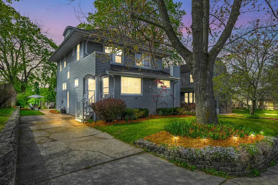 415 E College Ave, Waukesha, WI 53186 - #3