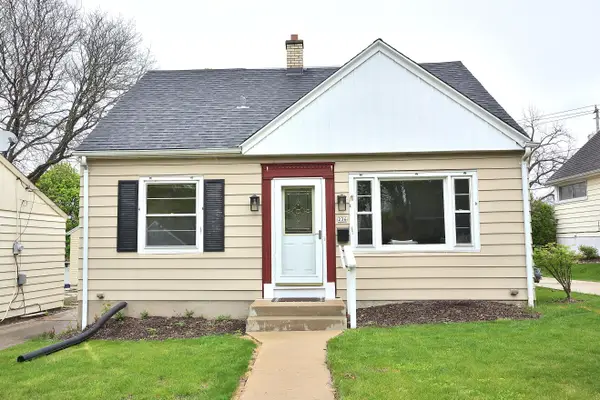 236 N 90th St, Milwaukee, WI 53226