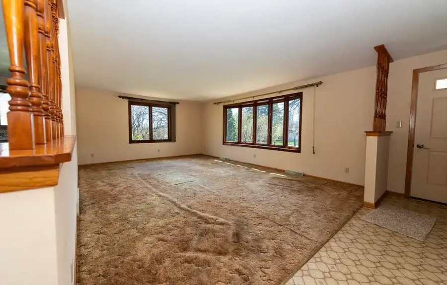 1816 Camelot Blvd, Sheboygan, WI 53081 - #3