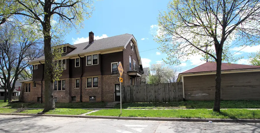 2775 N 50th St, Milwaukee, WI 53210 - #2