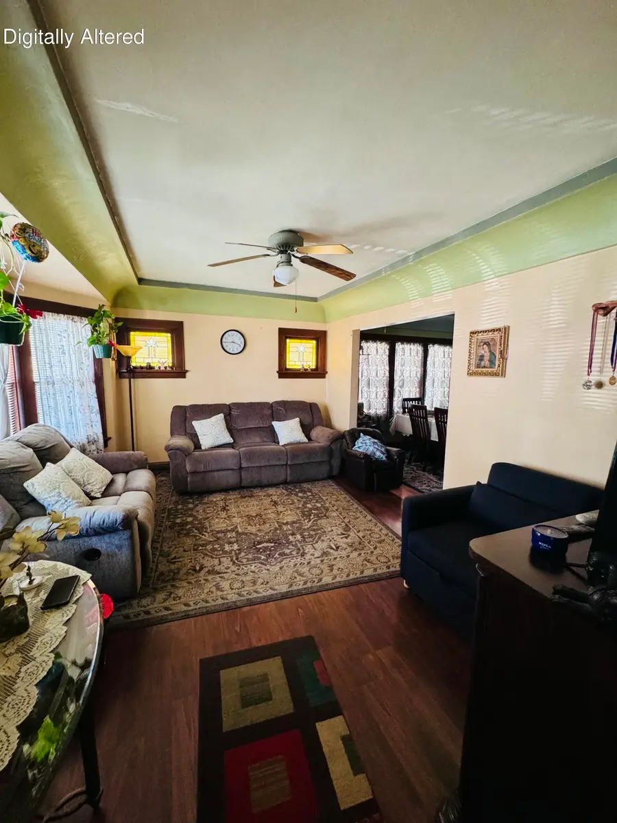 3253 S 15th St, Milwaukee, WI 53215 - #2