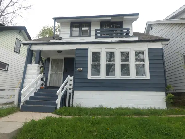 2214 W Auer Ave, Milwaukee, WI 53206