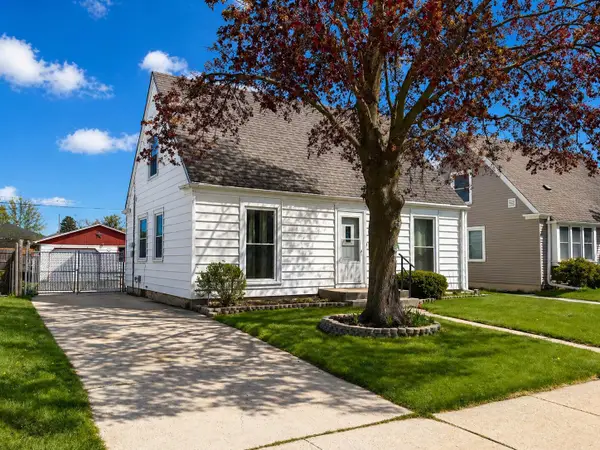 2205 Hayes Ave, Racine, WI 53405