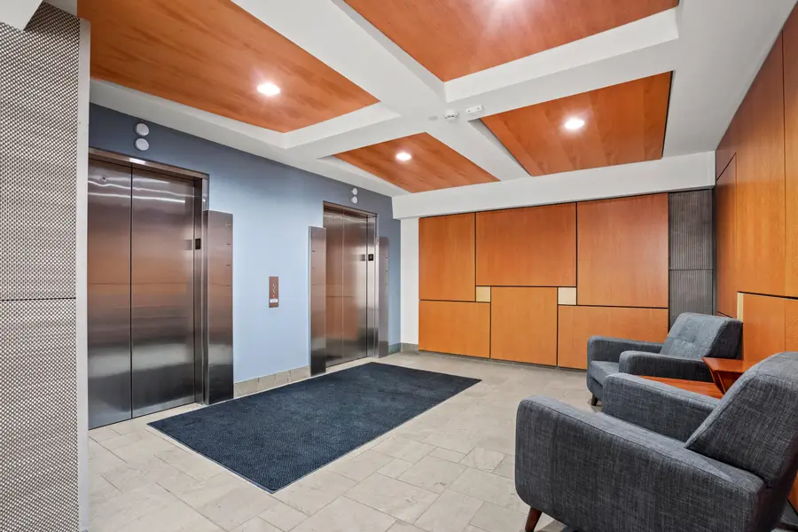 545 E Wells St, Milwaukee, WI 53202 - #2
