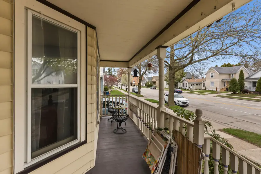 1612 N Main St, Racine, WI 53402 - #3