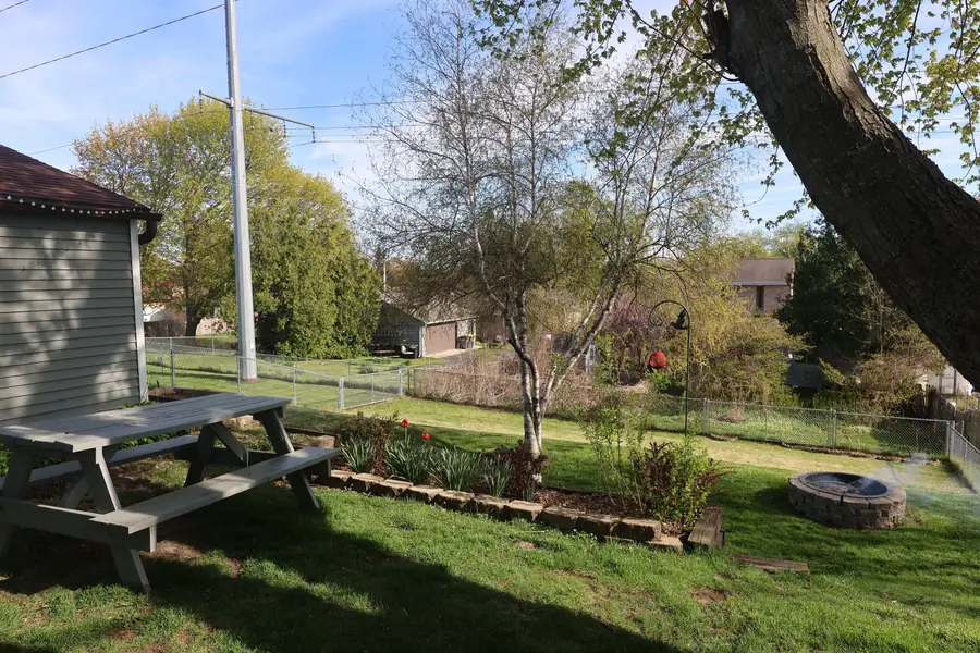 1627 Birch Dr, Waukesha, WI 53188 - #2