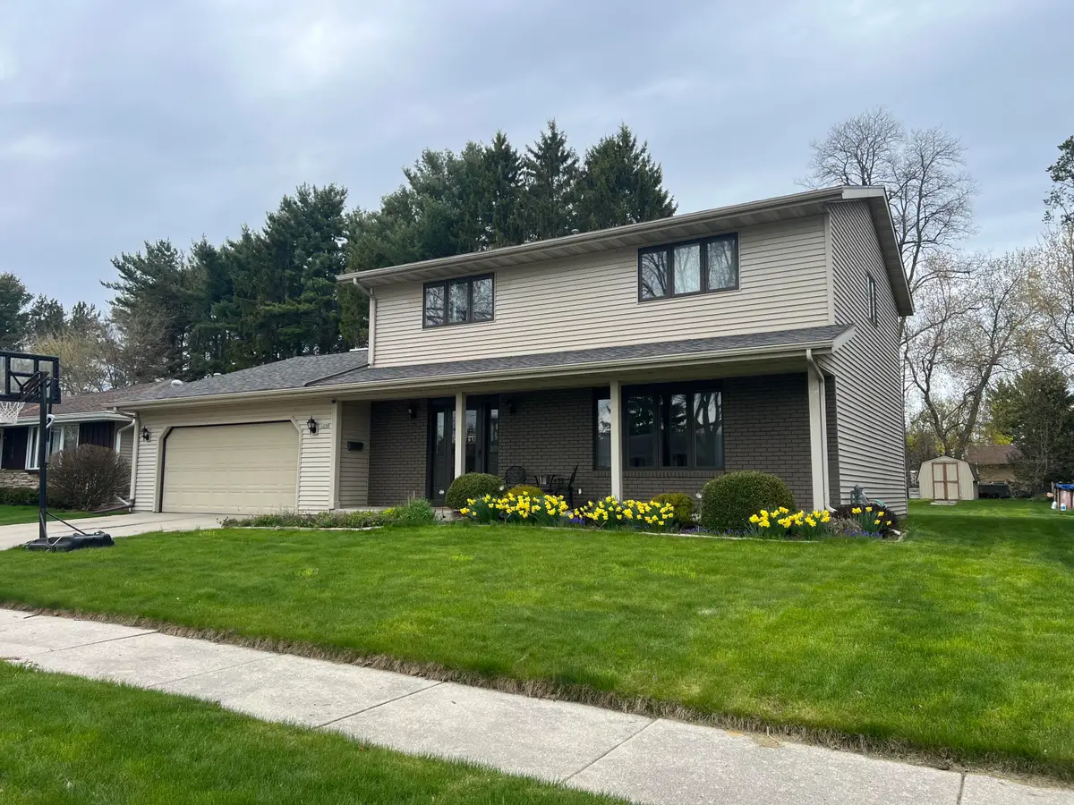 1238 Castle Ave, Sheboygan, WI 53081 - #1