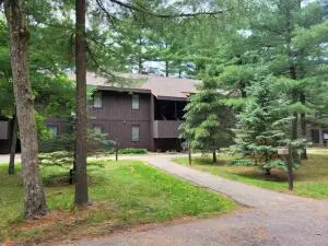 11 Spruce Trl, Springville, WI 53965 - #1