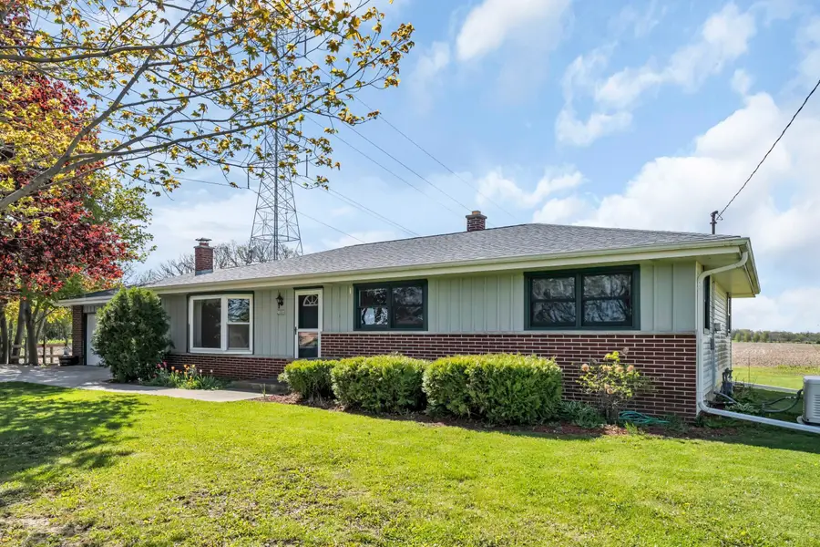 21301 W 6 Mile Rd, Norway, WI 53126 - #3