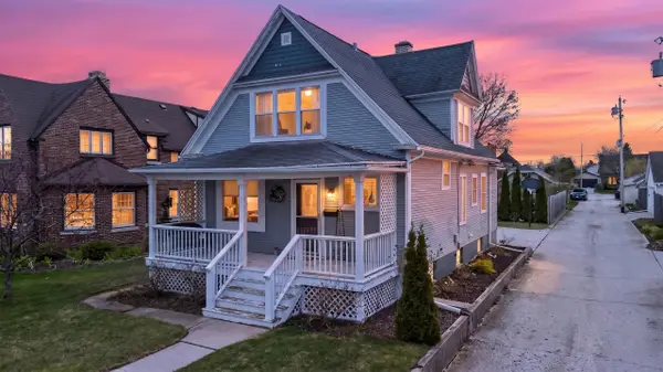 321 Bell Ave, Sheboygan, WI 53083