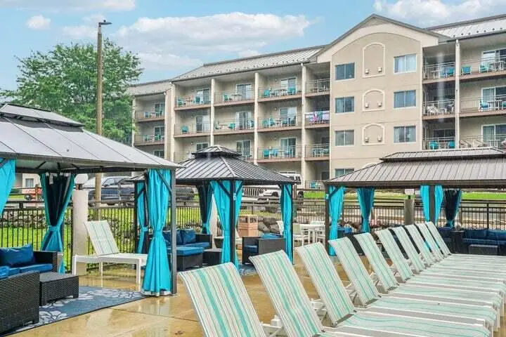 111 Center St, Lake Geneva, WI 53147 - #2