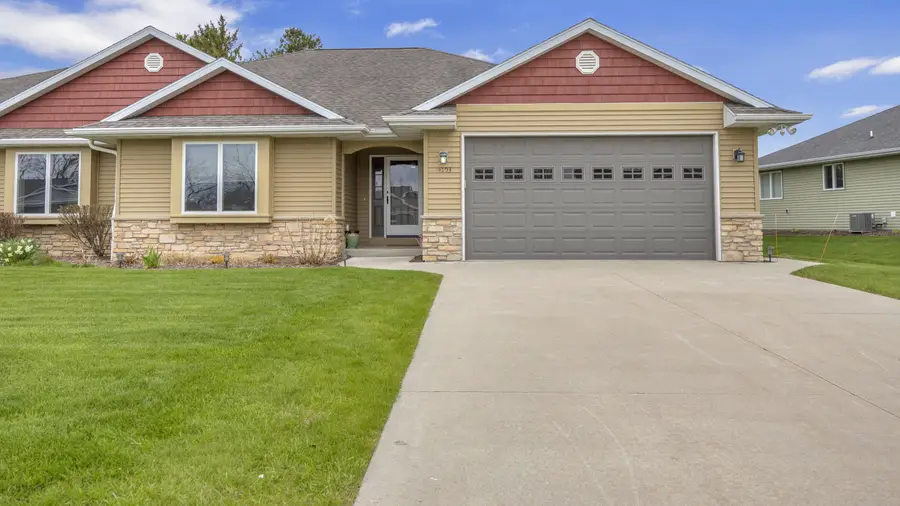 4103 Spring Ct, Sheboygan, WI 53083 - #2