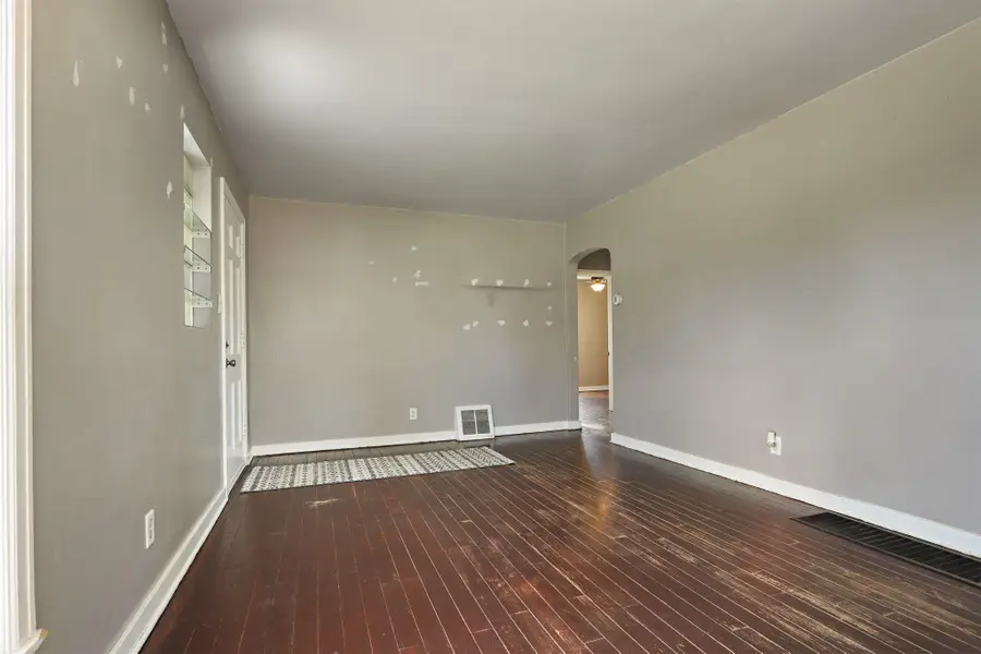 912 Melvin Ave, Racine, WI 53402 - #3