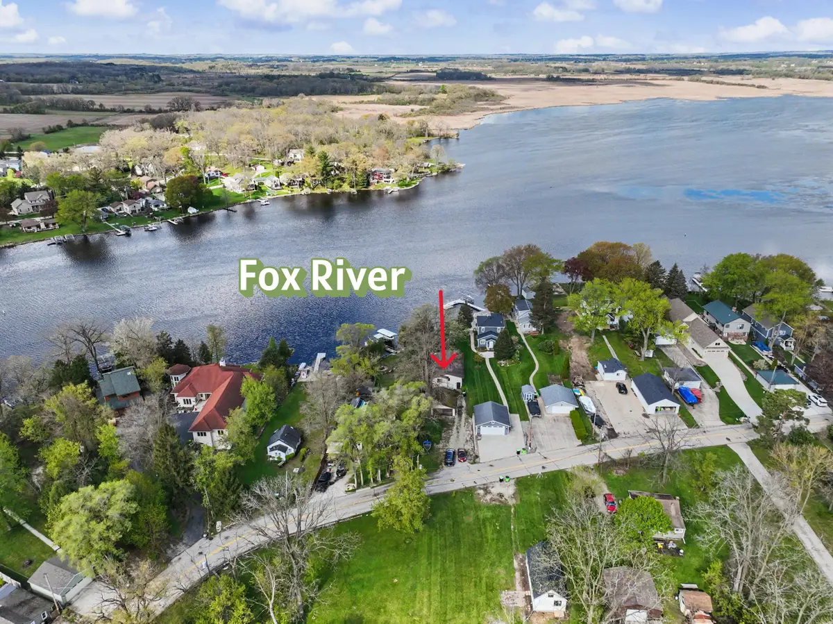 6602 Channel Rd, Waterford, WI 53185 - #1