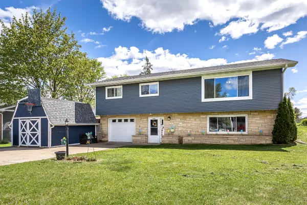 500 Willow St, Onalaska, WI 54650
