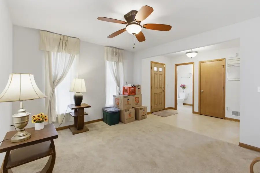 2367 N Dr William Finlayson St, Milwaukee, WI 53212 - #2