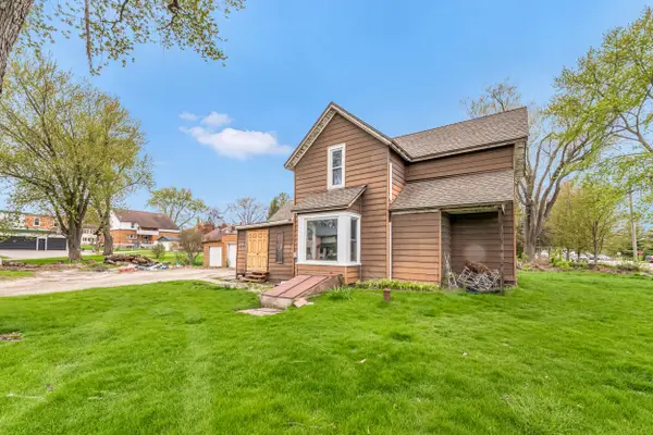 N8577 Second St, Burnett, WI 53922