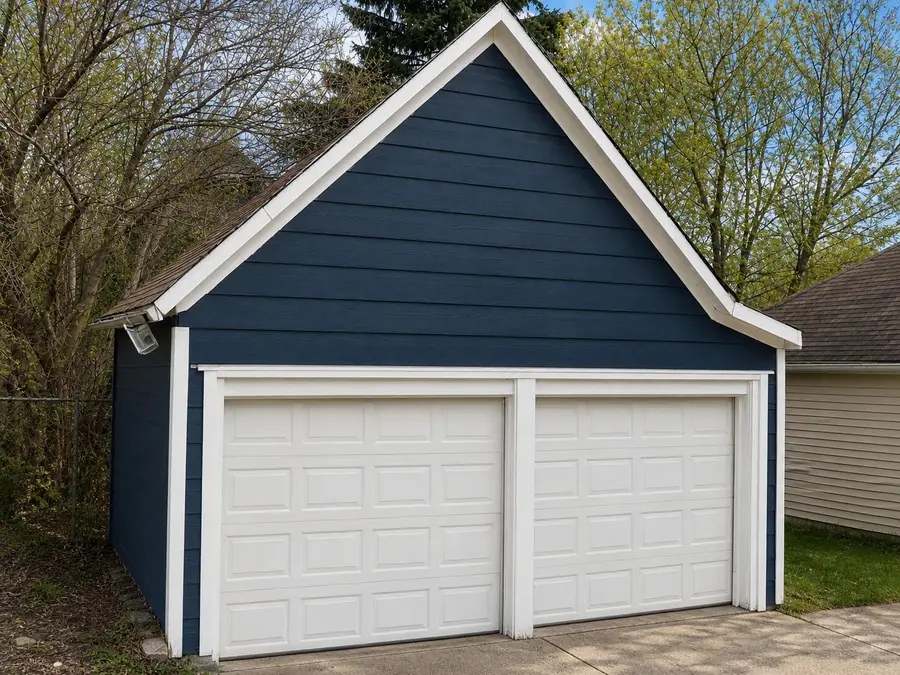 2607 N 24th St, Milwaukee, WI 53206 - #2