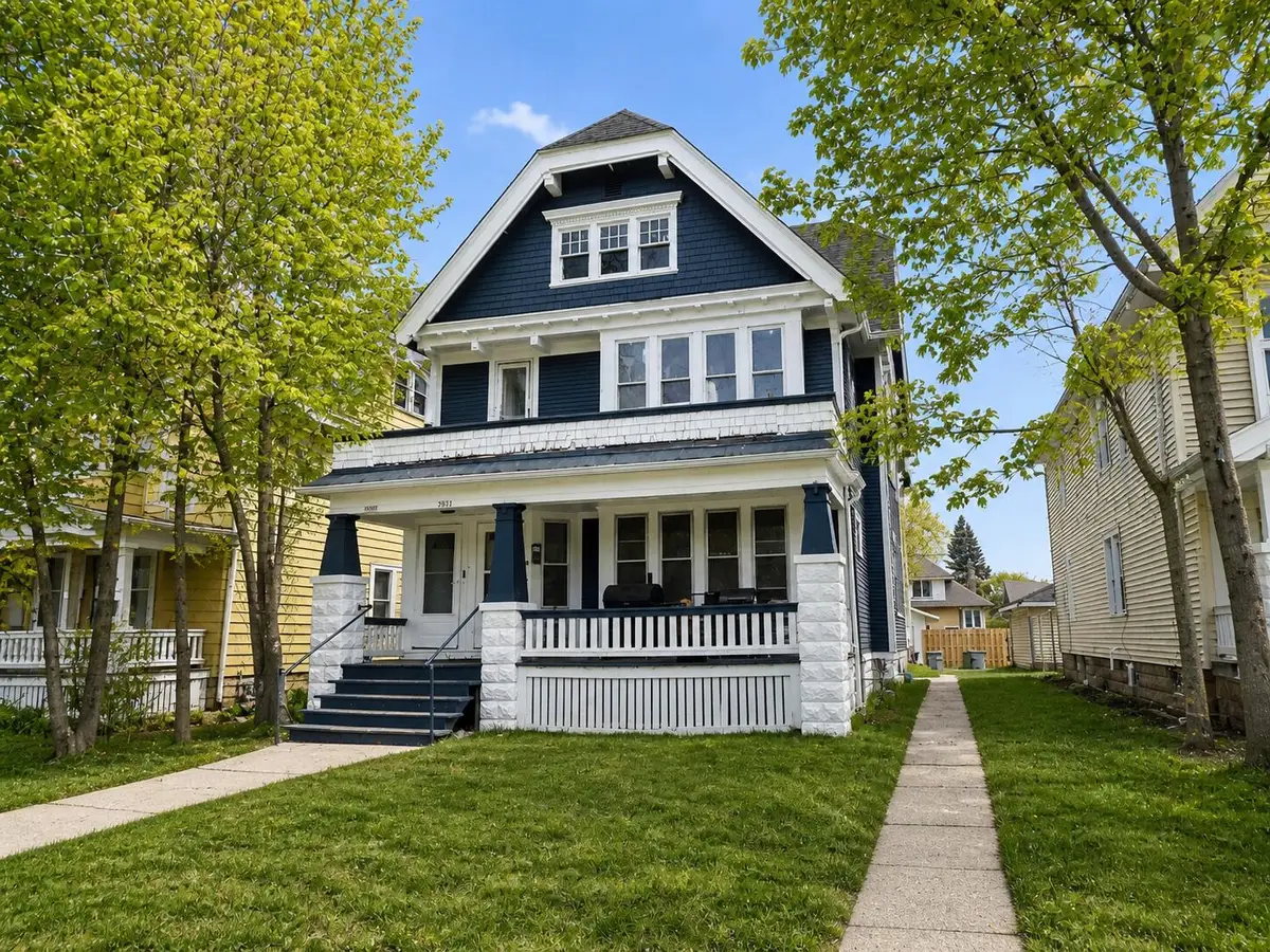 2954 N 37th St, Milwaukee, WI 53210 - #1
