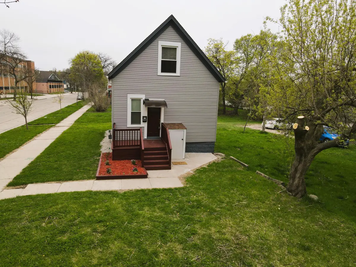2769 N 1st St, Milwaukee, WI 53212 - #1