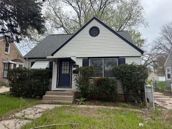 5466 N 57th St, Milwaukee, WI 53218