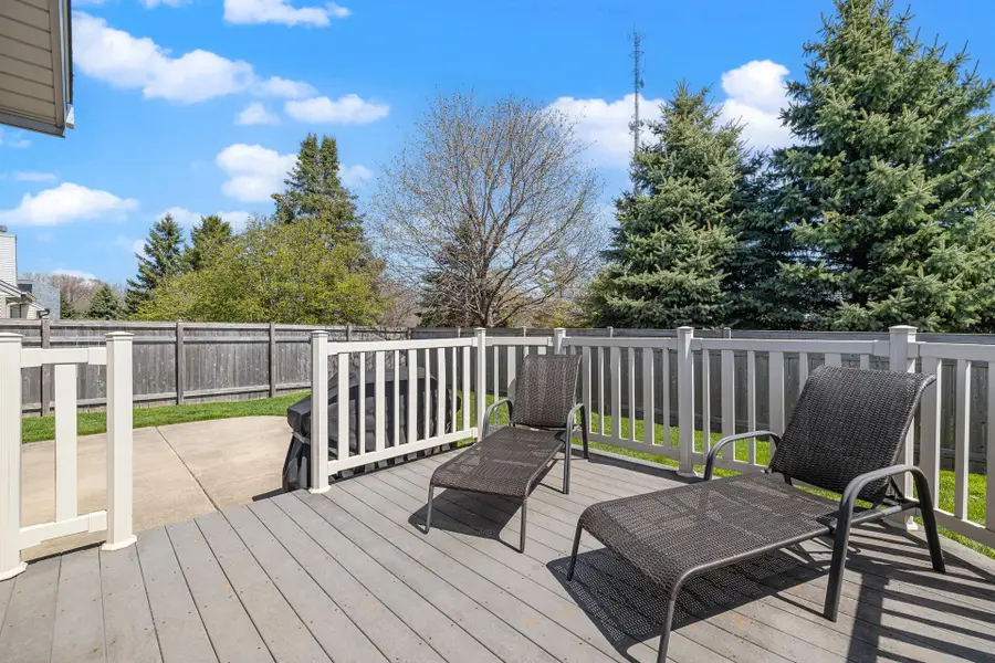 572 Nordic Ct, Slinger, WI 53086 - #3