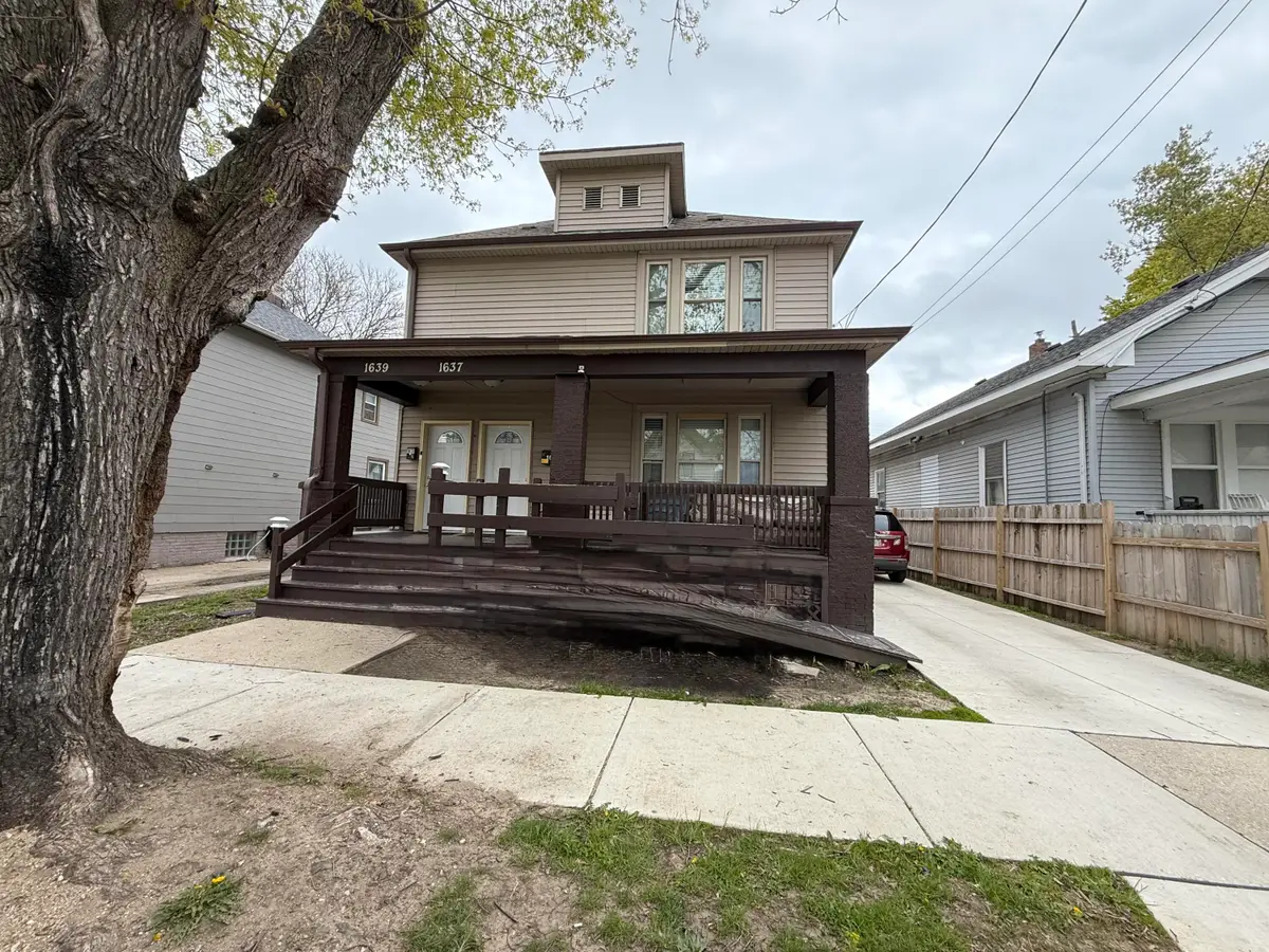 1637 Edgewood Ave, Racine, WI 53404 - #1