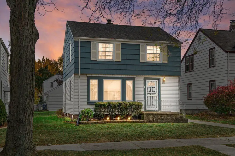 2734 S 45th St, Milwaukee, WI 53219 - #2