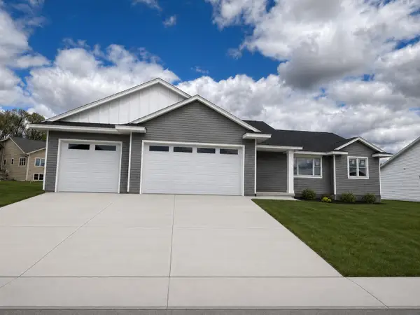 277 Southern Dr, Holmen, WI 54636