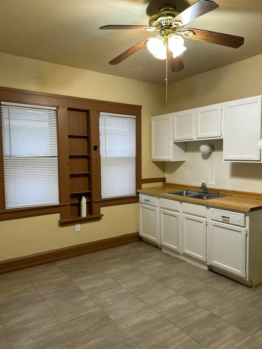 2444 N 40th St, Milwaukee, WI 53210 - #3