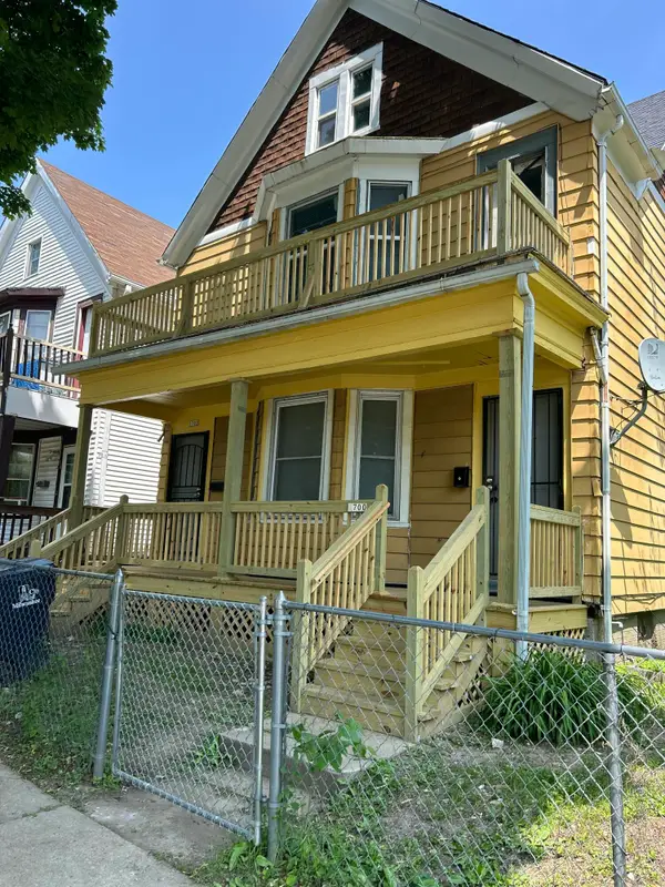 1700 N 28th St, Milwaukee, WI 53208