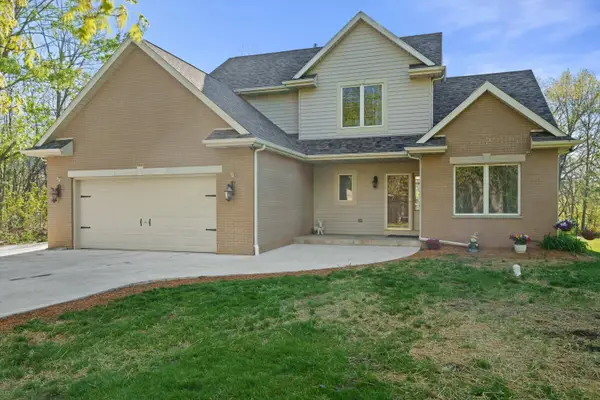 N9240 Deer Path Rd, East Troy, WI 53120