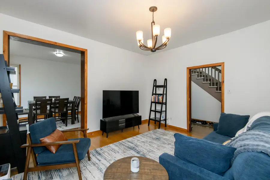 107 W Brown St, Milwaukee, WI 53212 - #3