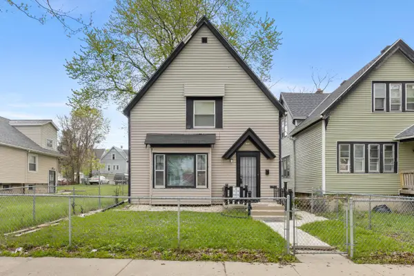 3244 N 30th St, Milwaukee, WI 53216