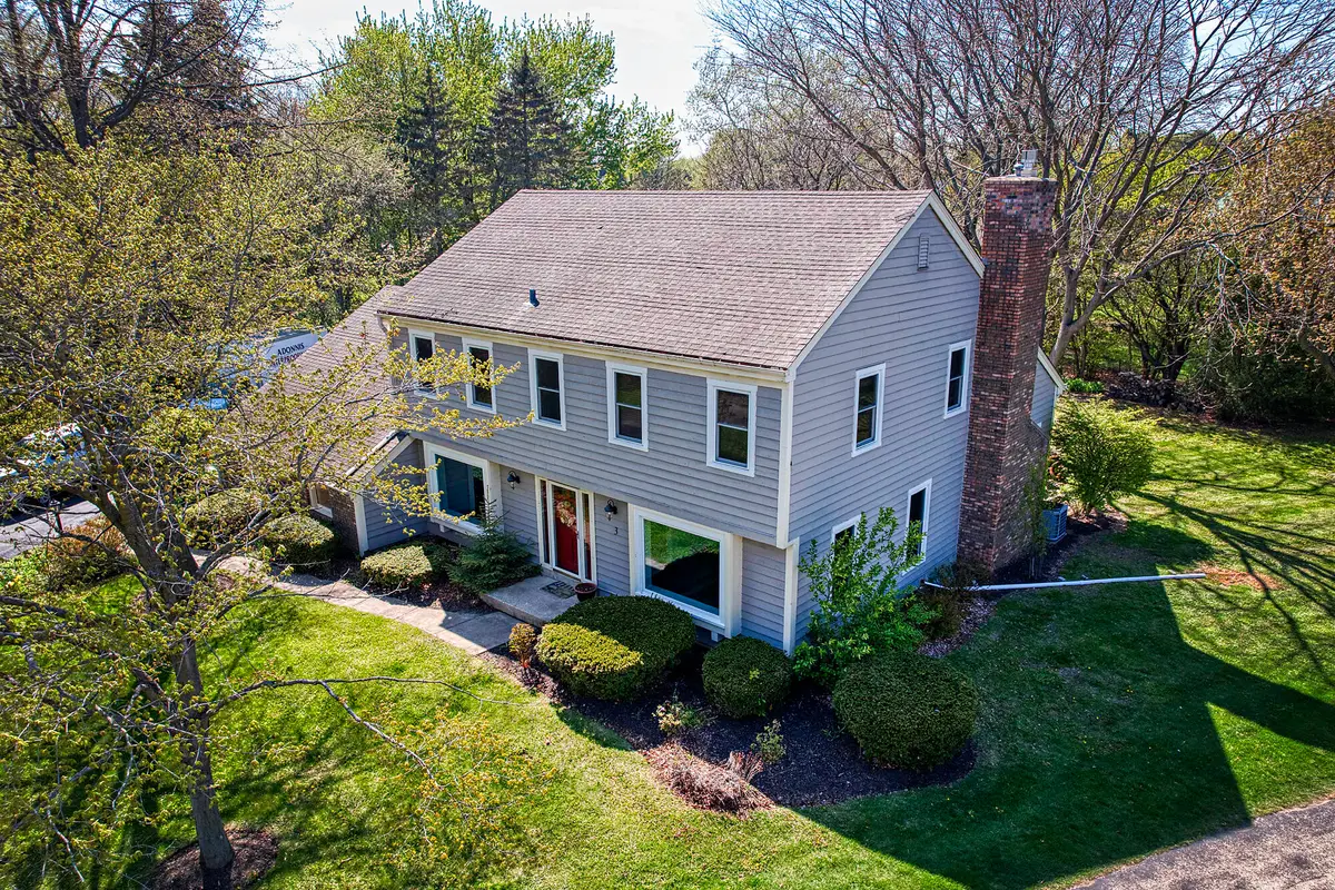 3 Birchwood Ct, Wind Point, WI 53402 - #1