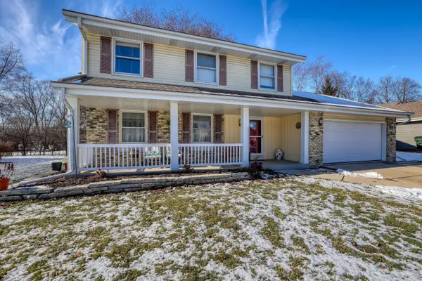 4355 S Longview Dr, New Berlin, WI 53151