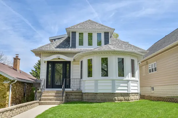 3306 S 14th St, Milwaukee, WI 53215