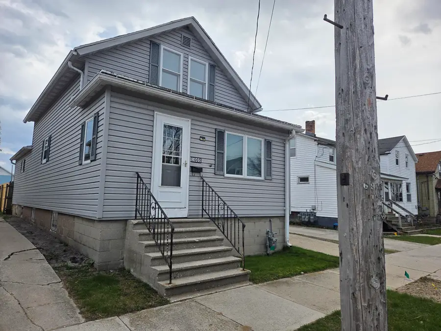 1005 19th St, Two Rivers, WI 54241 - #3