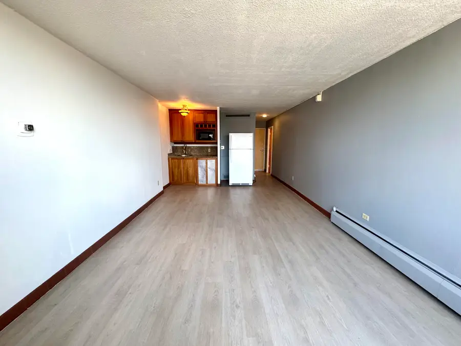 1409 N Prospect Ave, Milwaukee, WI 53202 - #2