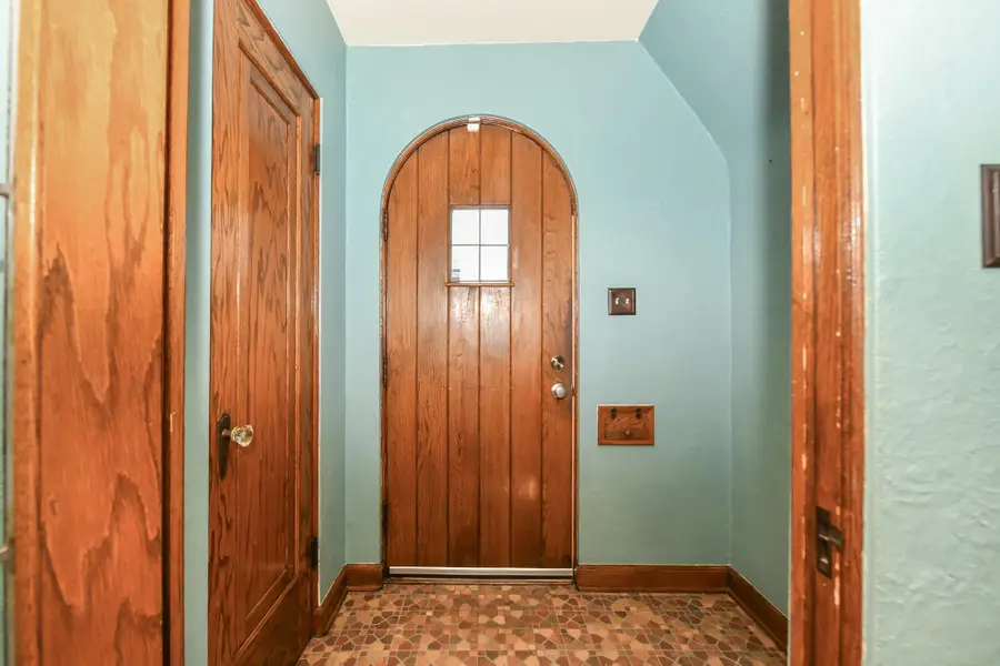 5618 W Auer Ave, Milwaukee, WI 53216 - #3