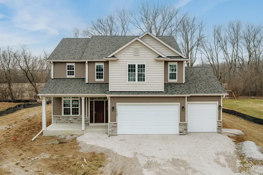 2264 Ravenswood Rd, Burlington, WI 53105 - #2
