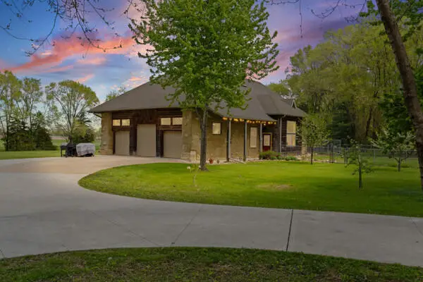 W7760 County Road Zb, Onalaska, WI 54650