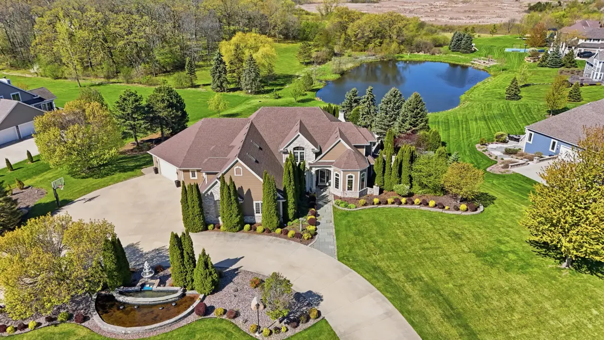 5924 Stefanie Way, Caledonia, WI 53108 - #1